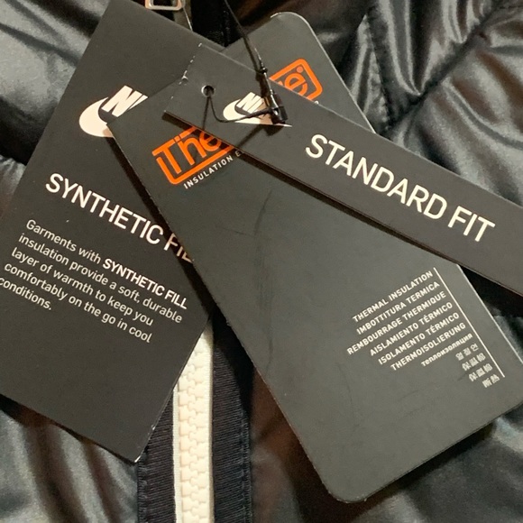 Nike NSW Synthetic Fill Thermore Full Zip Jacket - Picture 7 of 8